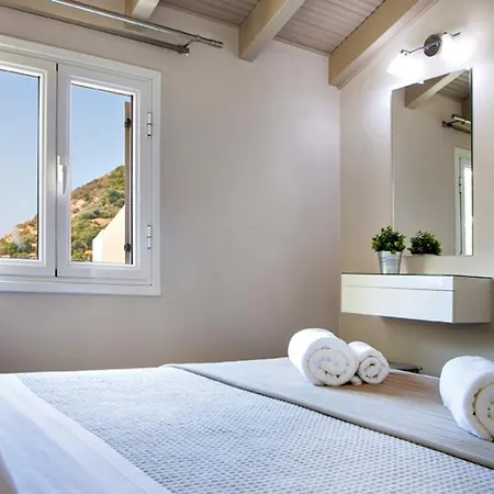Notos Luxury & Apartament *