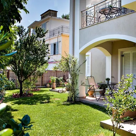 Notos Luxury & Apartament *